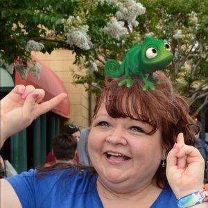 Meet your Posher, Lynne